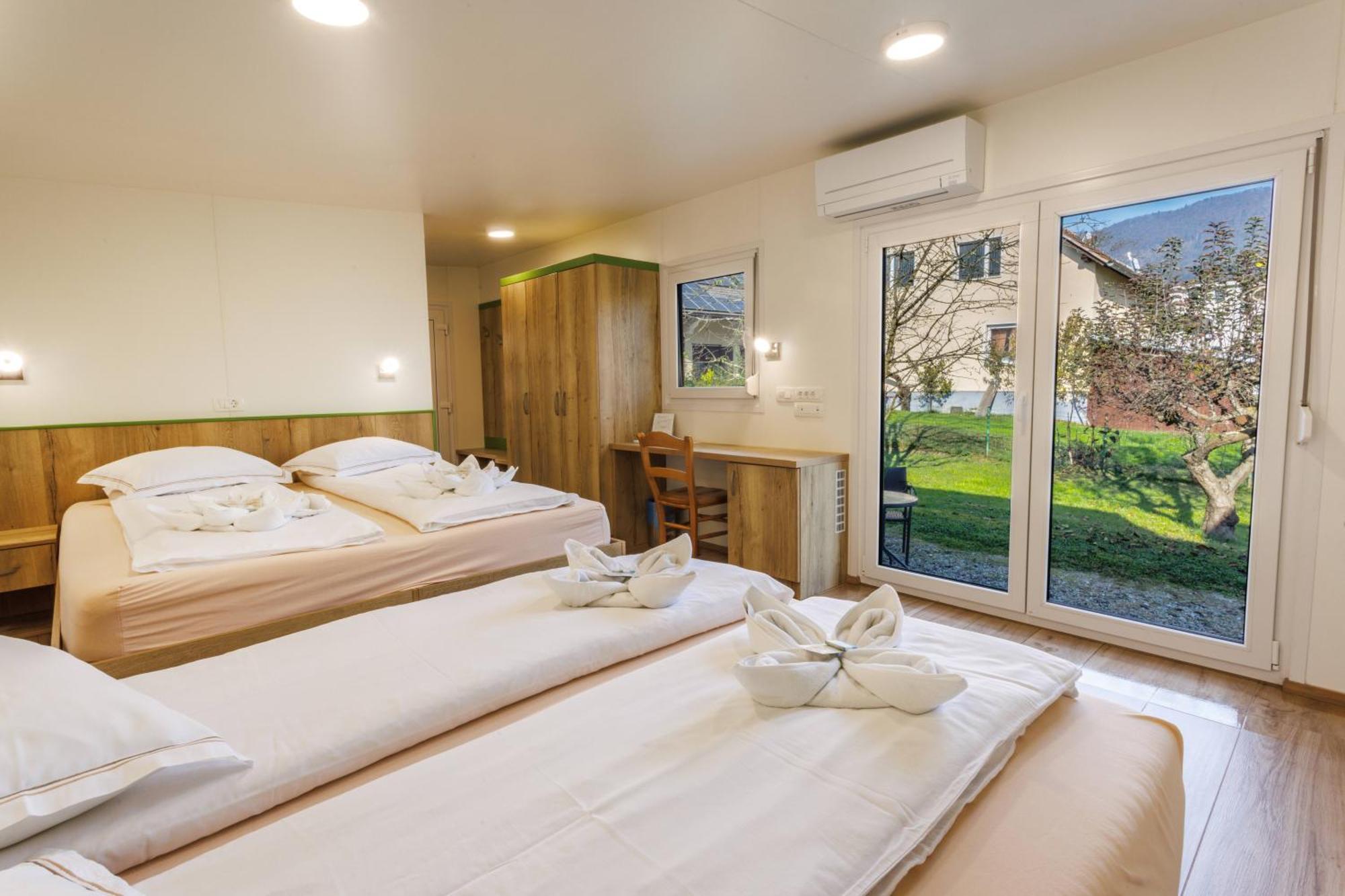 Mobile House Vegov Hram Hotel Dol pri Ljubljani Eksteriør billede